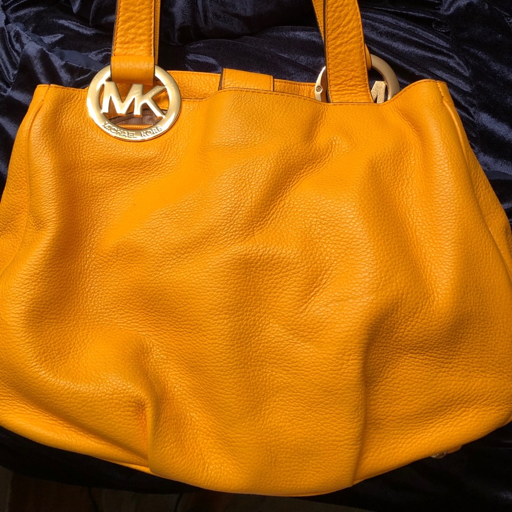 Micheal Kors Large Hobo